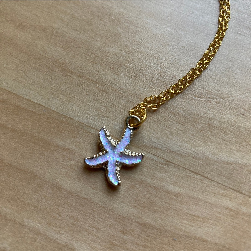 White Sands Starfish Necklace